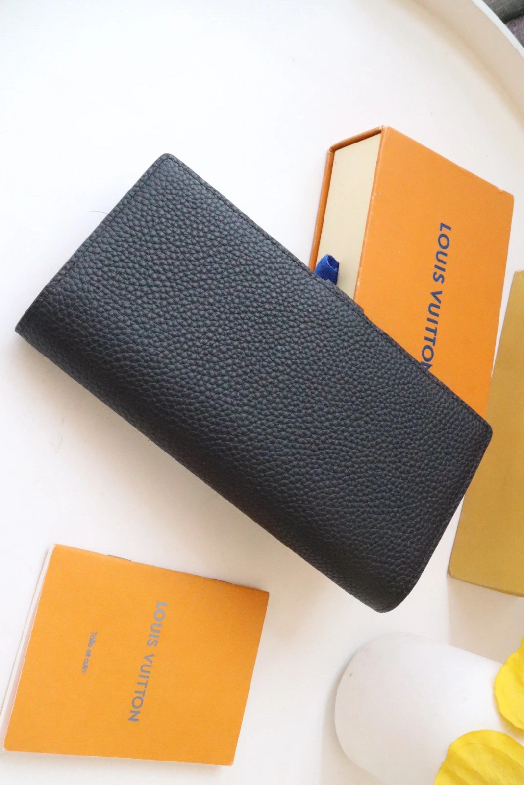 Louis Vuitton AAA Quality Card Case BestValue 3142