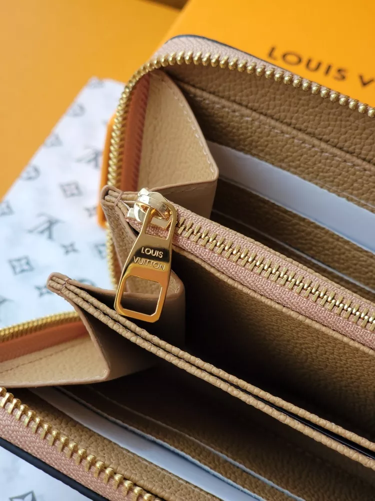 Louis Vuitton AAA Quality Card Case Compact 1326 - Image 7