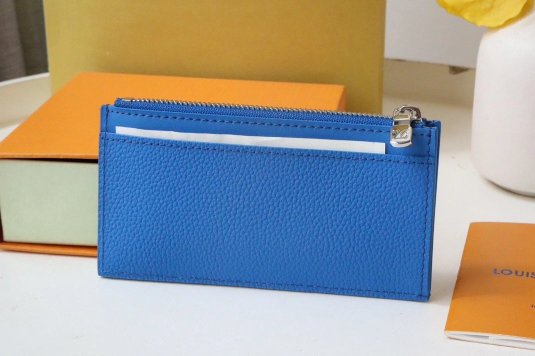 Louis Vuitton AAA Quality Card Case Compact 5430