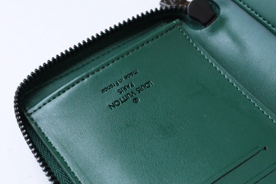 Louis Vuitton AAA Quality Card Case Timeless 5727 - Image 6