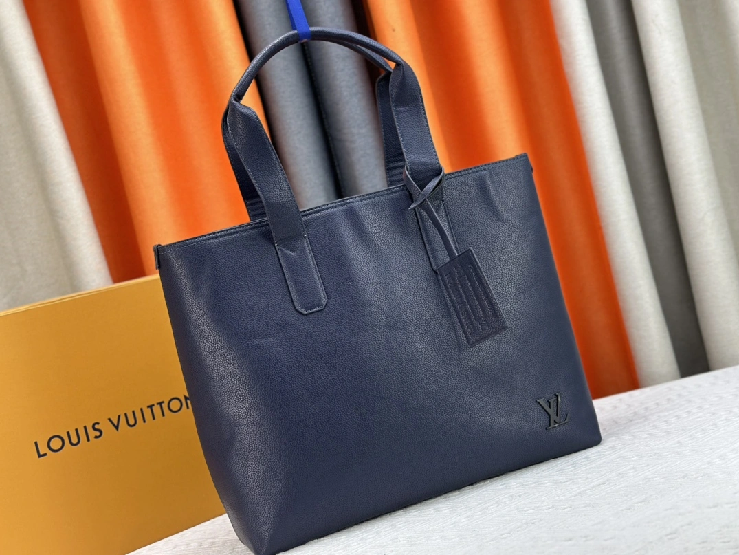 Louis Vuitton AAA Quality Handbags For Unisex Timeless 1521