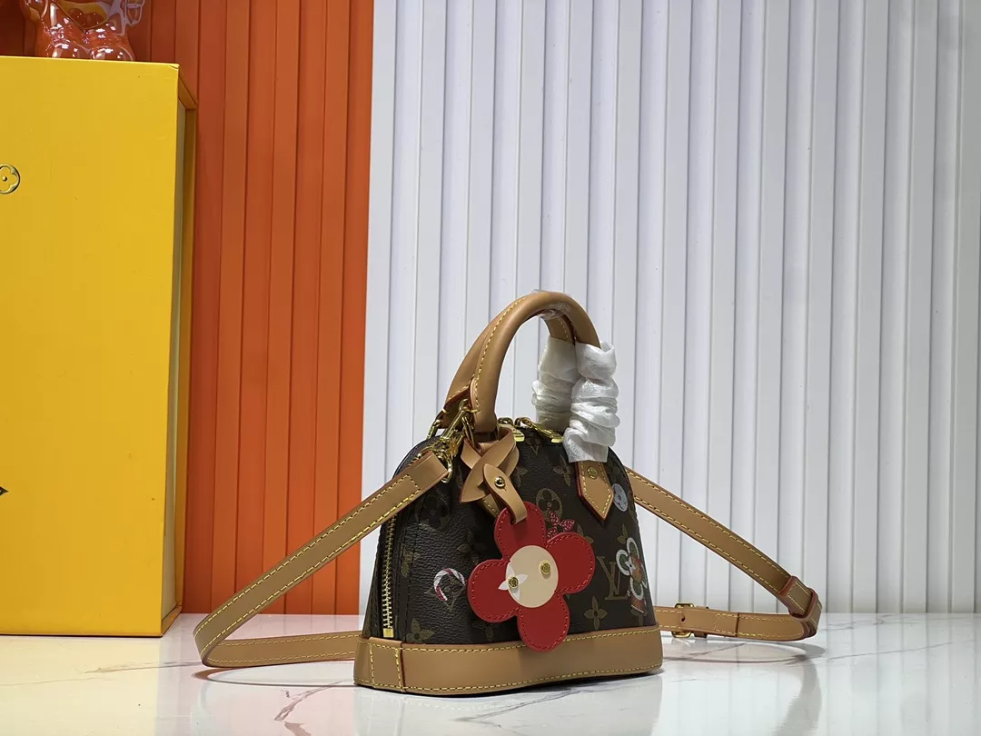 Louis Vuitton AAA Quality Handbags For Women Classic 4233