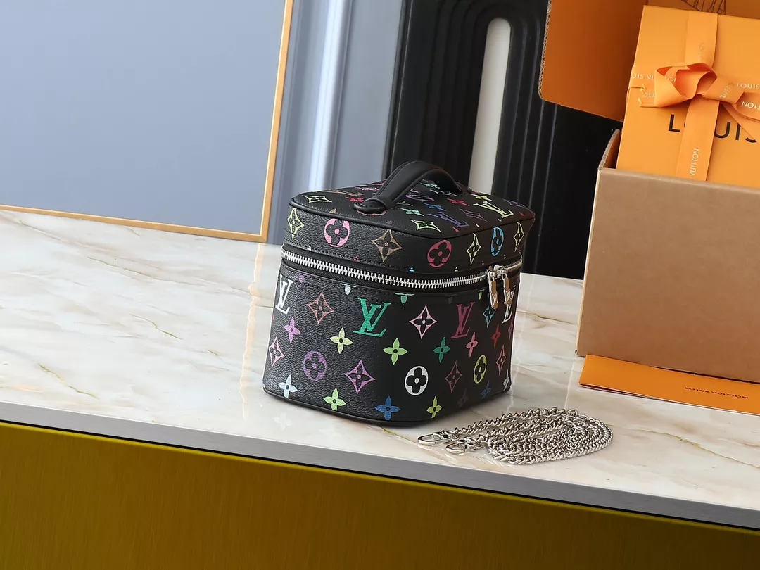 Louis Vuitton AAA Quality Handbags For Women Functional 2354