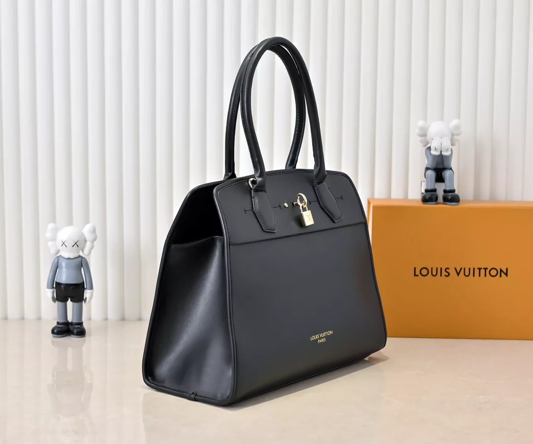 Louis Vuitton AAA Quality Handbags For Women NewStyle 2599