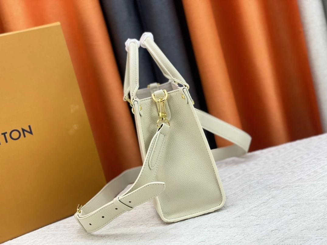 Louis Vuitton AAA Quality Handbags For Women SmartChoice 6373 - Image 3