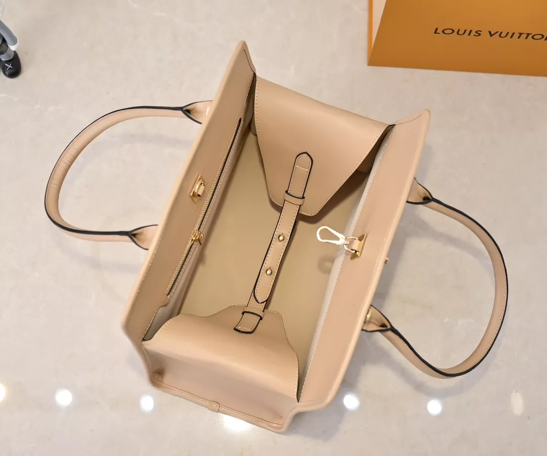 Louis Vuitton AAA Quality Handbags For Women Soft 1562 - Image 7