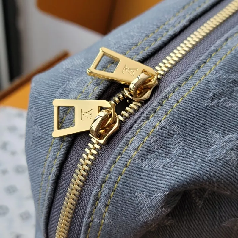 Louis Vuitton AAA Quality Handbags For Women Vibrant 1238 - Image 6