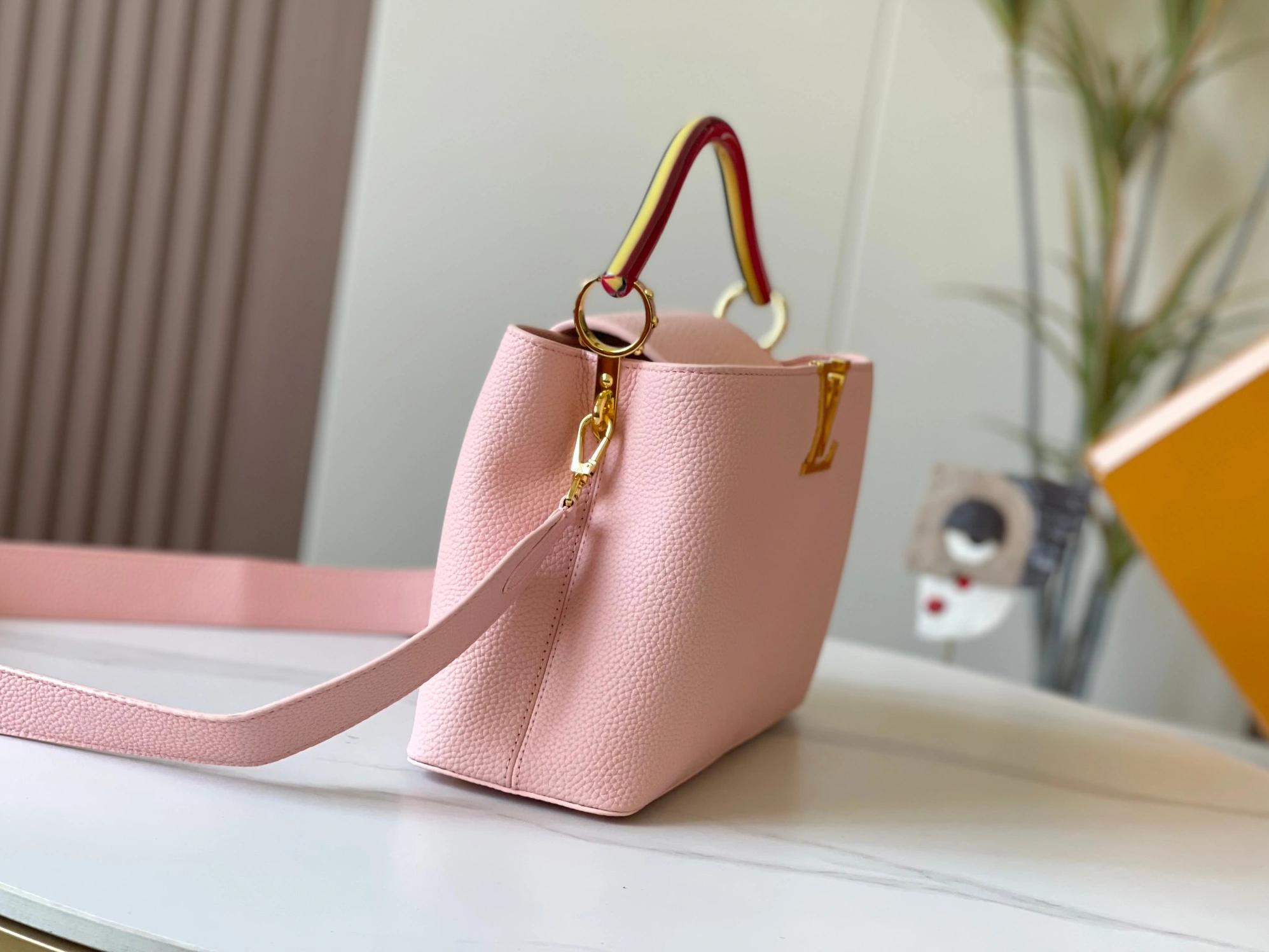 Louis Vuitton AAA Quality Messenger Bags For Women Minimalist 361