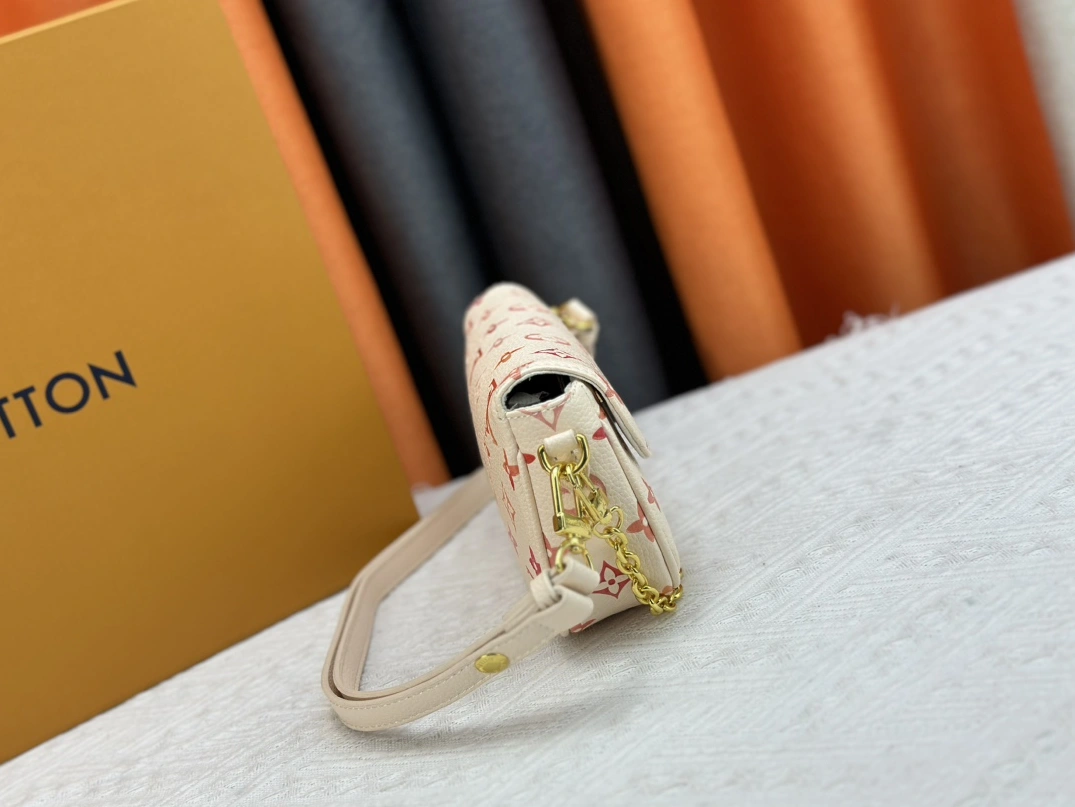 Louis Vuitton AAA Quality Messenger Bags For Women Modern 8858 - Image 3