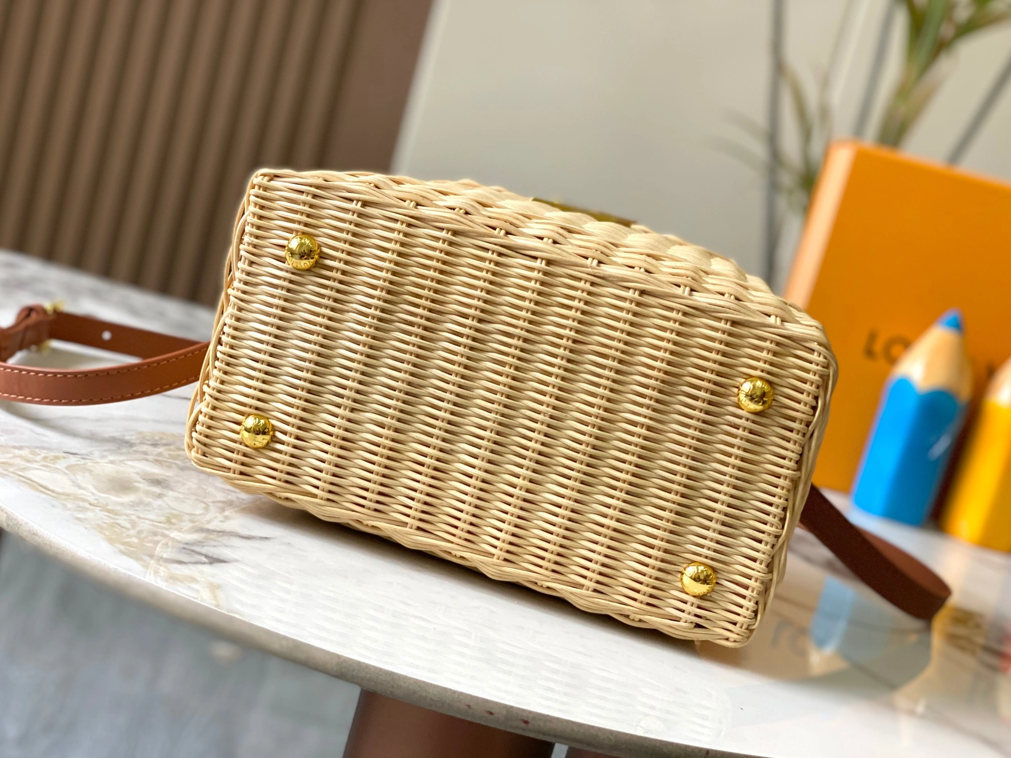 Louis Vuitton AAA Quality Messenger Bags For Women Sophisticated 3126 - Image 4