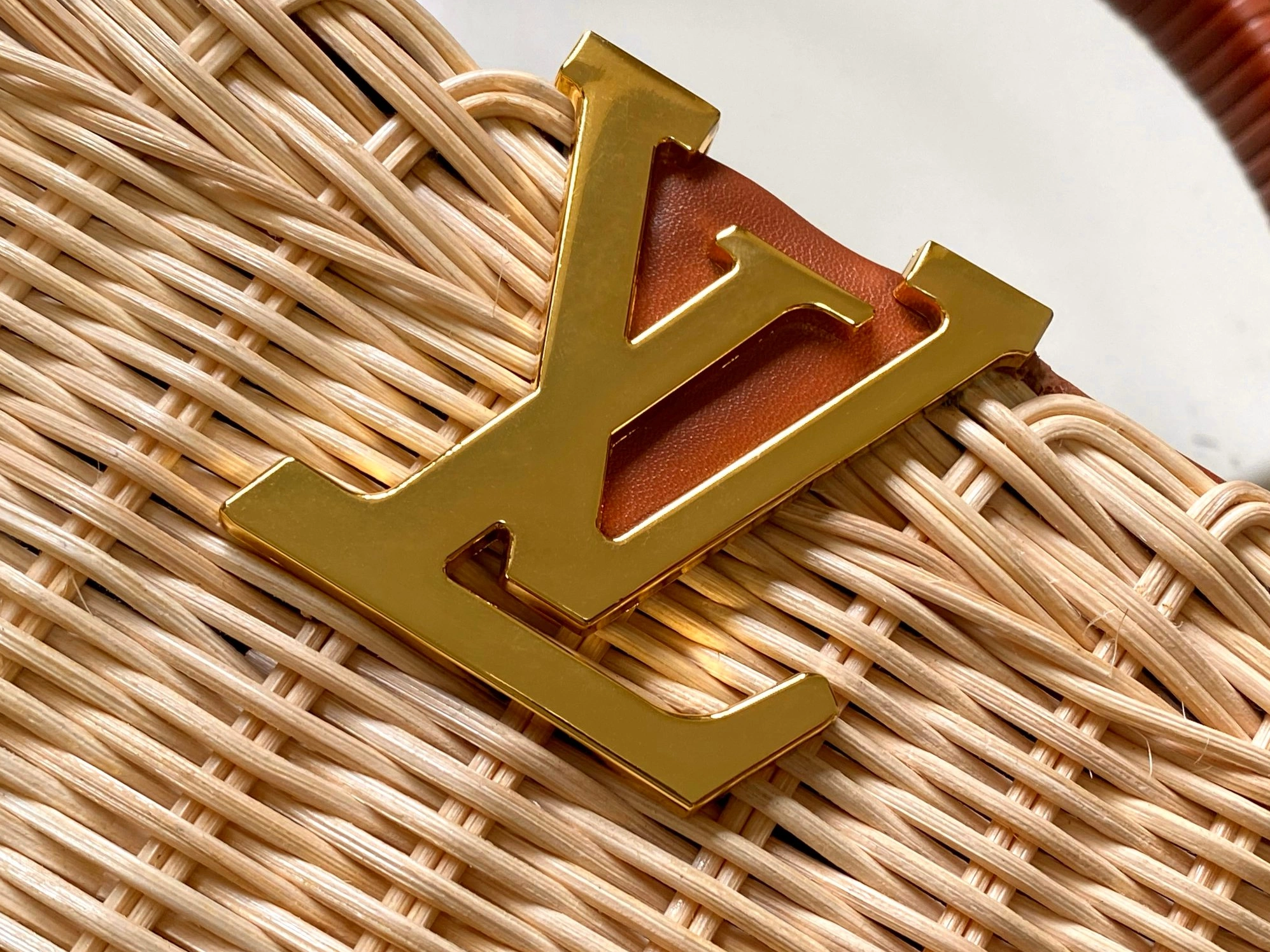 Louis Vuitton AAA Quality Messenger Bags For Women Sophisticated 3126 - Image 5