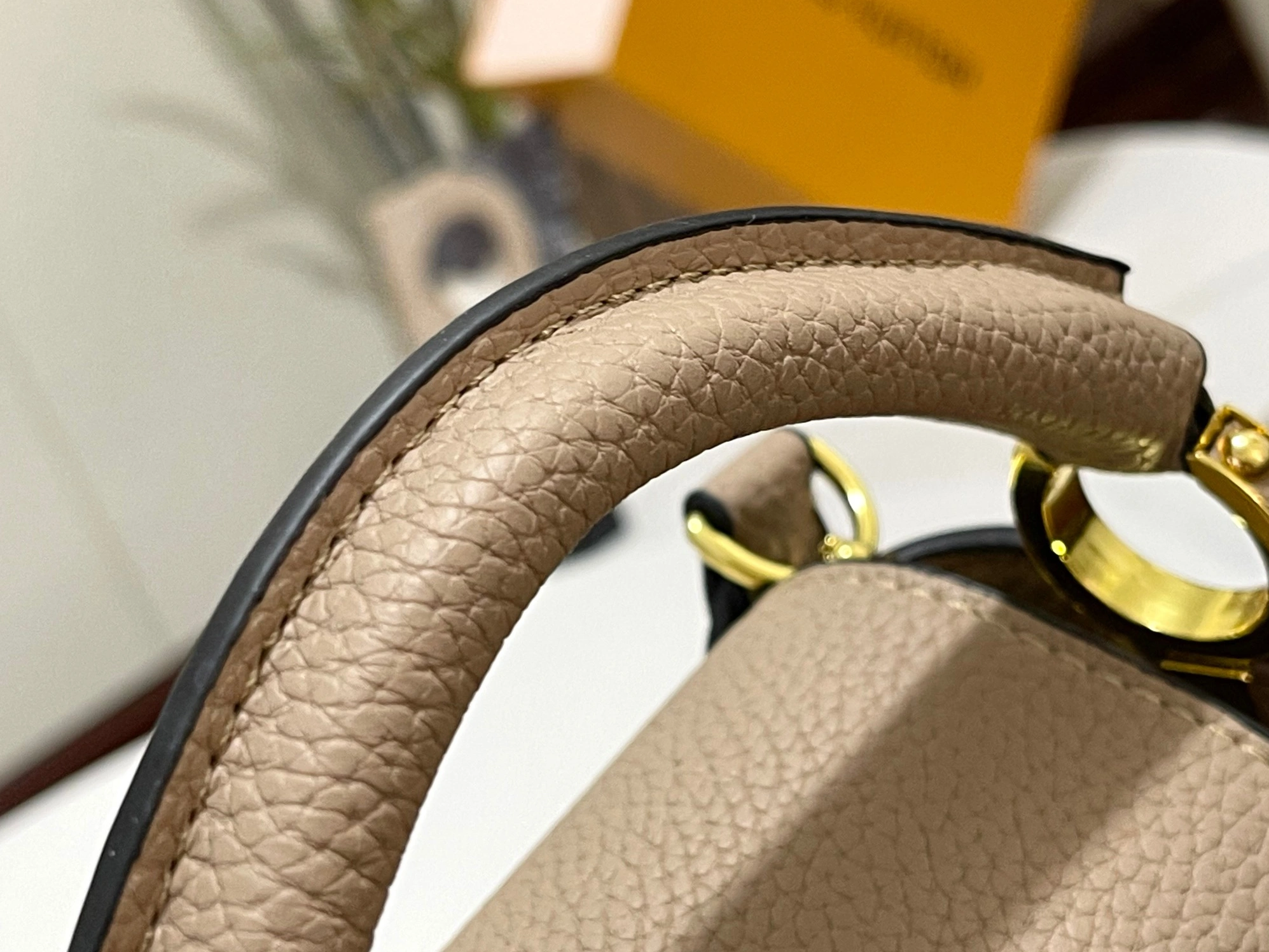 Louis Vuitton AAA Quality Messenger Bags For Women Unique 1924 - Image 6