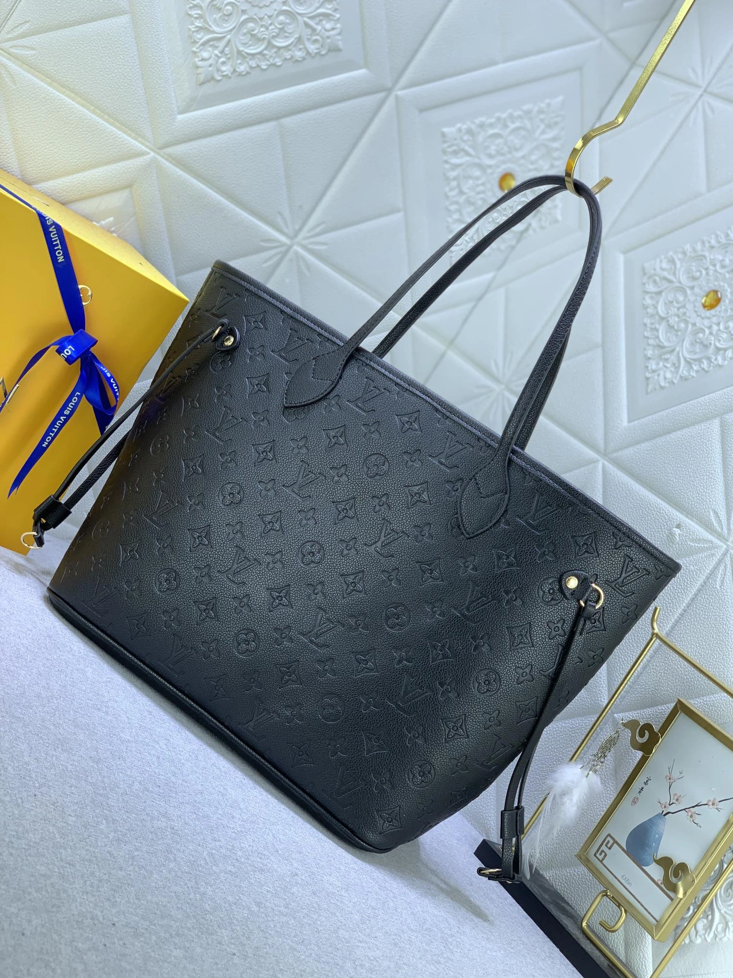 Louis Vuitton AAA Quality Shoulder Bags For Women Bold 195