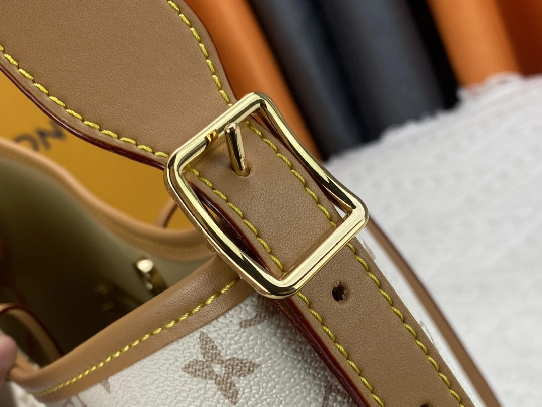 Louis Vuitton AAA Quality Shoulder Bags For Women Fashionable 1773 - Image 7