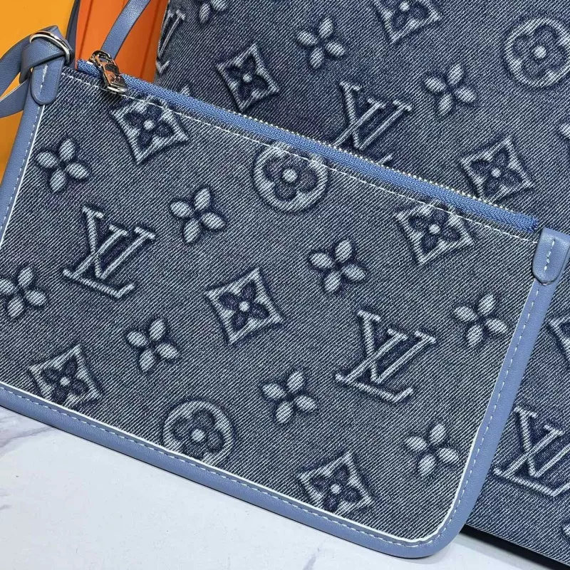 Louis Vuitton AAA Quality Shoulder Bags For Women Practical 3024 - Image 3