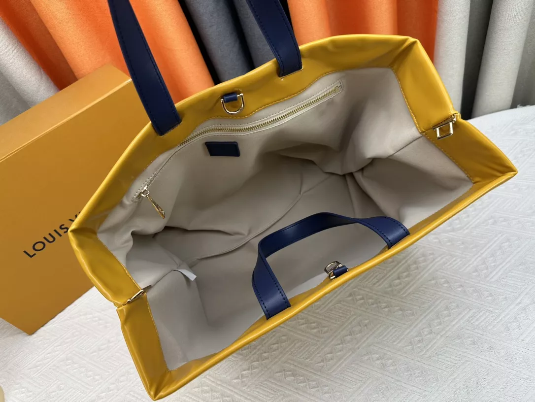 Louis Vuitton AAA Quality Tote-Handbags For Women Stylish 4204 - Image 8