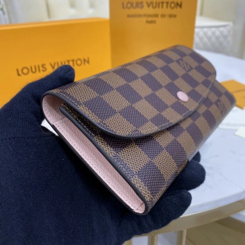 4 credit Louis Vuitton Damier Ebene Emilie Wallet Pink - Image 3