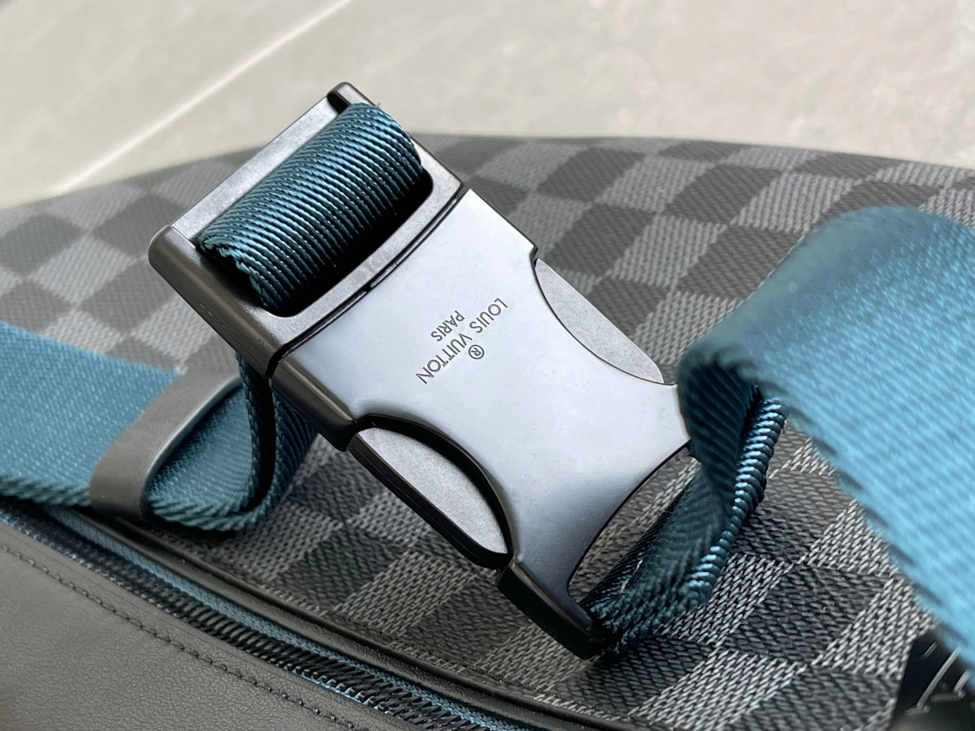 Louis Vuitton LV AAA Quality Belt Bags Efficient 1232 - Image 4