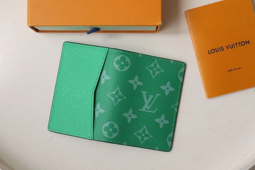 Louis Vuitton LV Card Case Efficient 2278 - Image 6