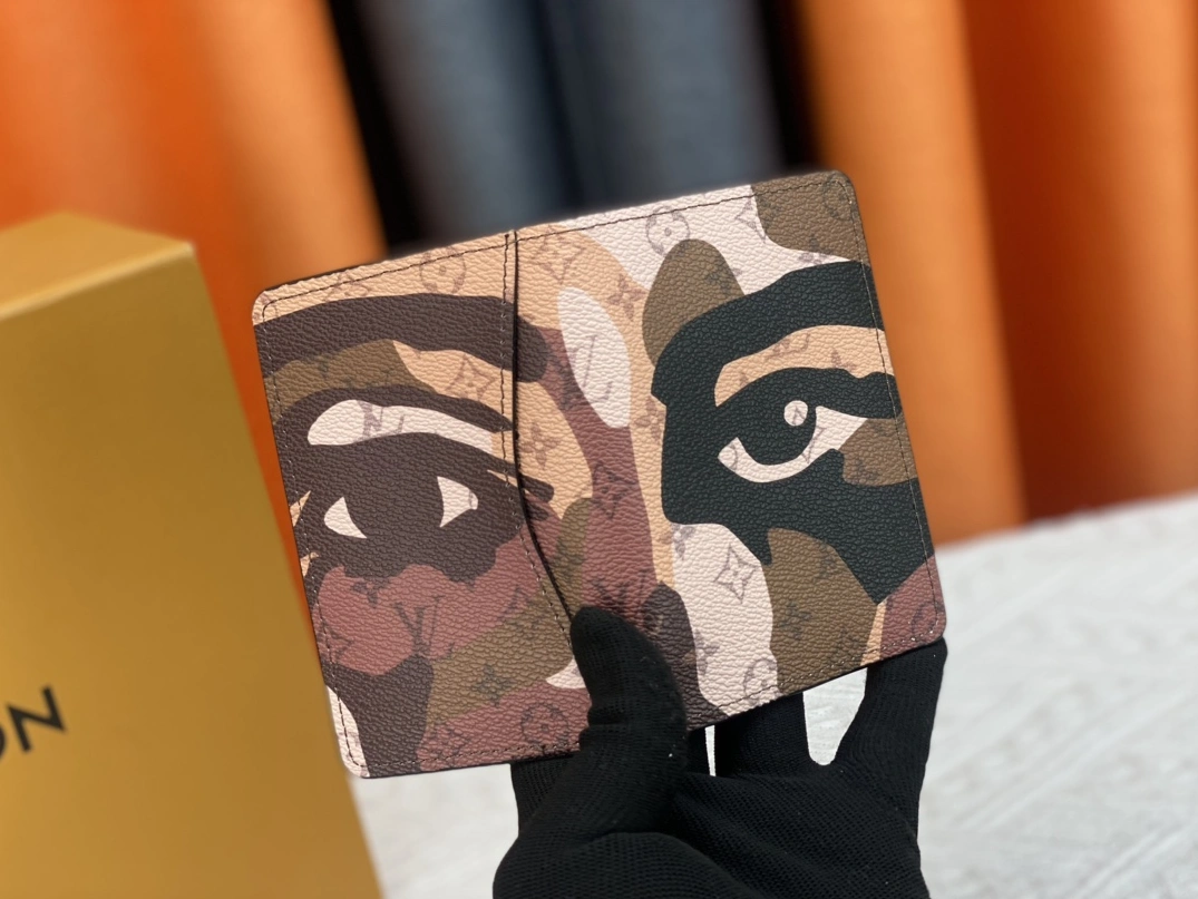 Louis Vuitton LV Card Case For Unisex GoAnywhere 1711 - Image 7