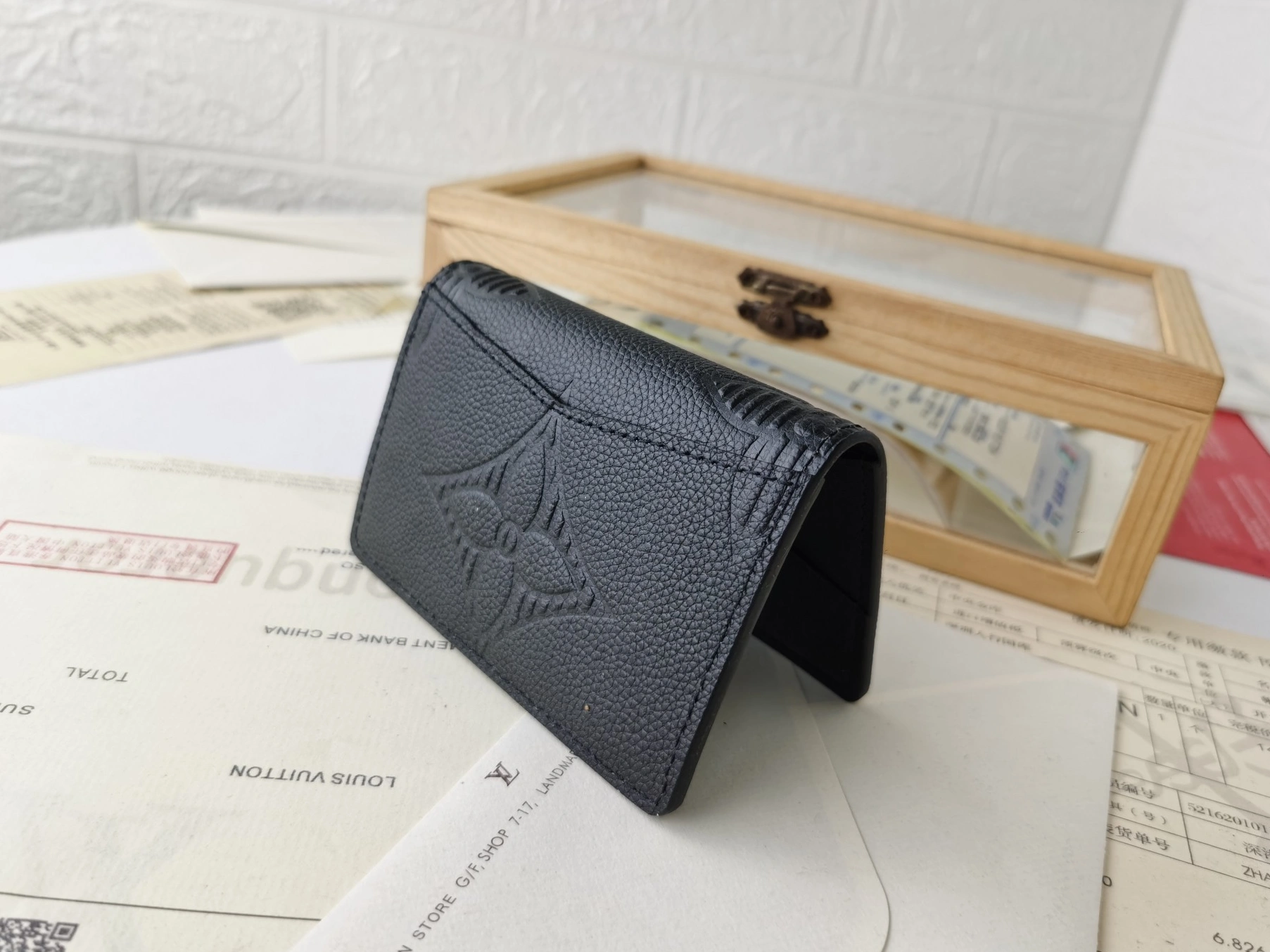 Louis Vuitton LV Card Case For Unisex SportInspired 6619 - Image 3