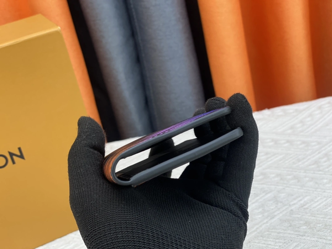 Louis Vuitton LV Card Case For Women Reliable 6731 - Image 3