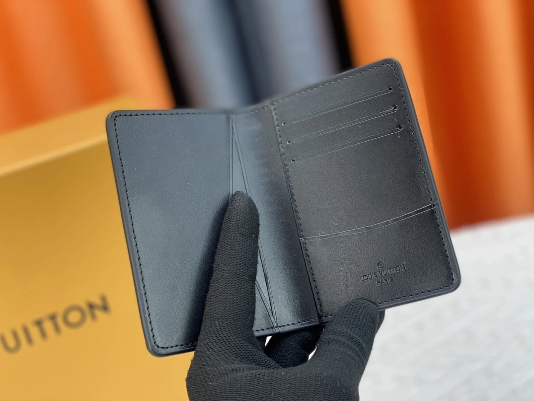 Louis Vuitton LV Card Case For Women Reliable 6731 - Image 6