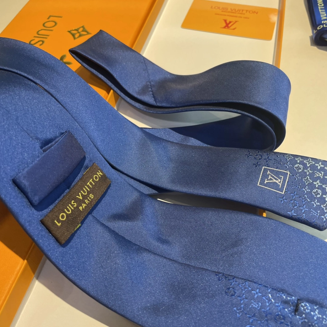 Louis Vuitton LV Necktie For Men BestValue 6919 - Image 5