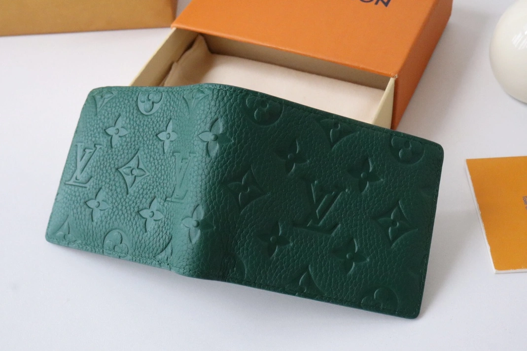 Louis Vuitton LV Wallets Efficient 6863 - Image 4