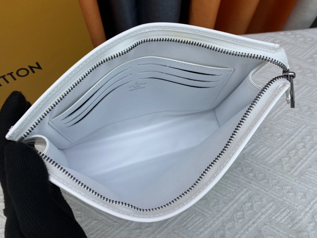 Louis Vuitton LV Wallets For Unisex Breathable 183 - Image 7