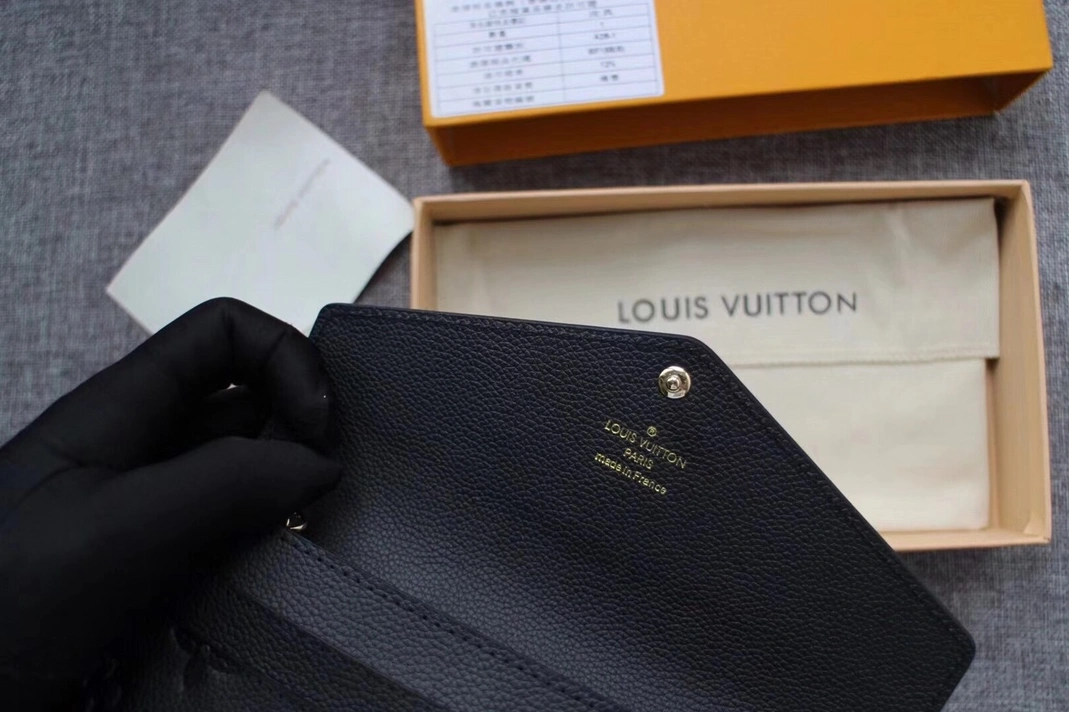 Louis Vuitton LV Wallets For Women DailyWear 2646 - Image 5