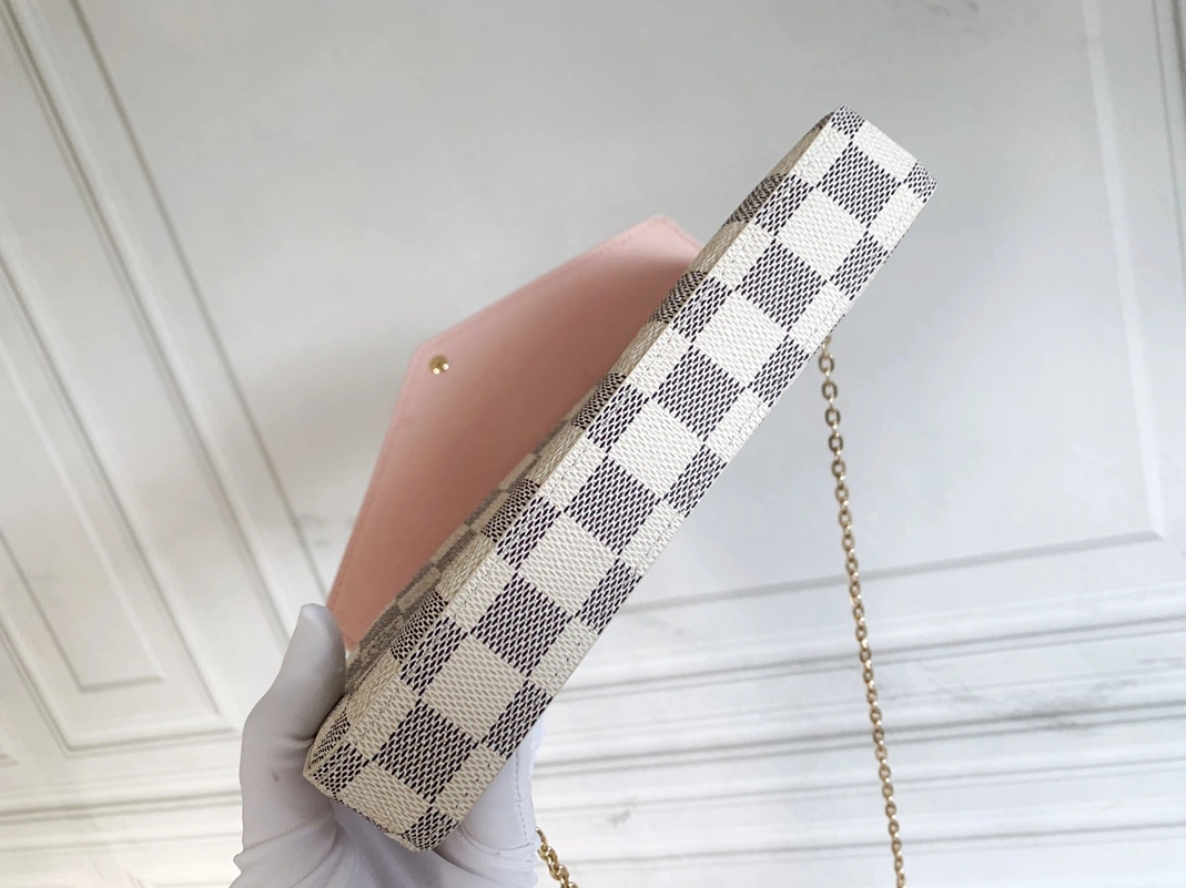 Louis Vuitton LV Wallets For Women Sophisticated 3122 - Image 4