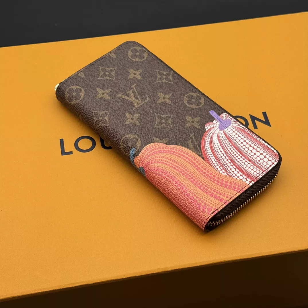 Louis Vuitton LV Wallets Sophisticated 5862