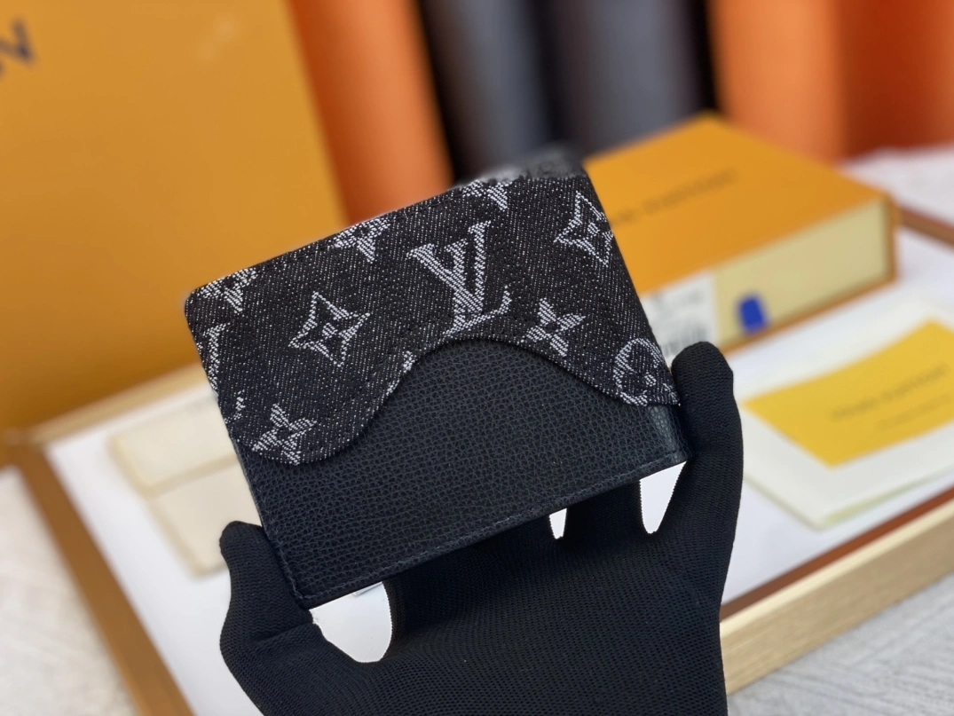 Louis Vuitton LV Wallets UrbanStyle 2780