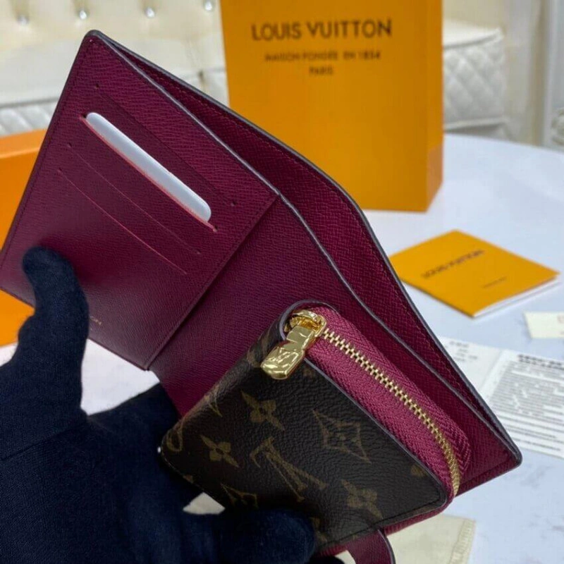 Large zip Louis Vuitton Monogram Canvas Juliette Wallet - Image 9