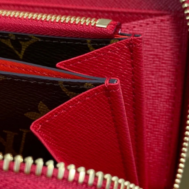 Calfleath Louis Vuitton Monogram Zippy Wallet Retiro - Image 9