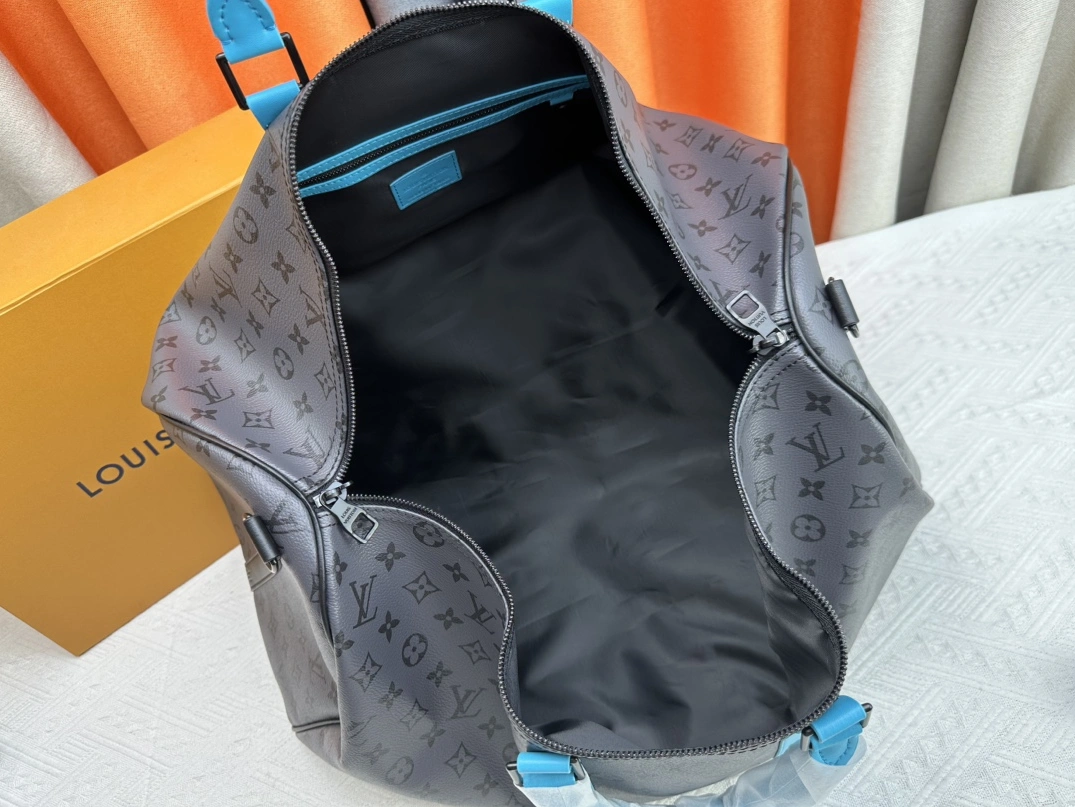 Louis Vuitton Travel Bags Bright 9039 - Image 8