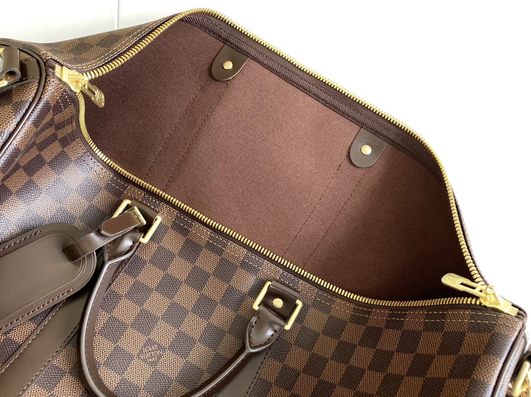Louis Vuitton Travel Bags Elegant 6645 - Image 8