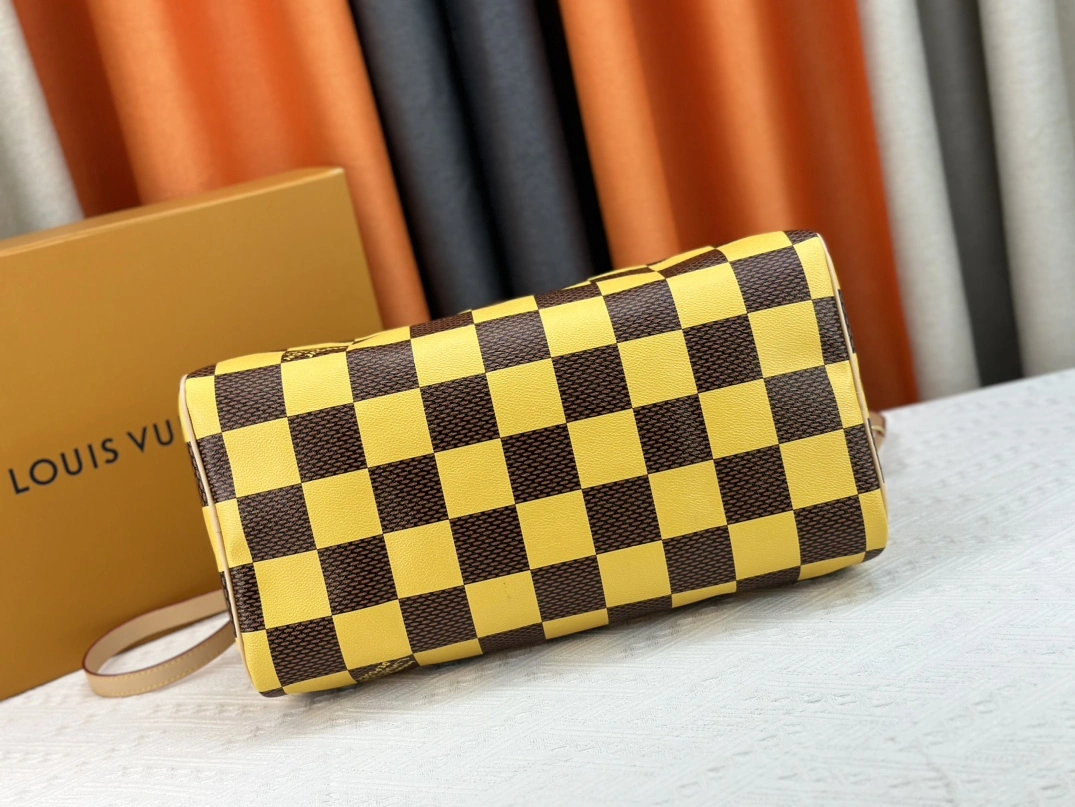 Louis Vuitton Travel Bags For Women HighQuality 908 - Image 5