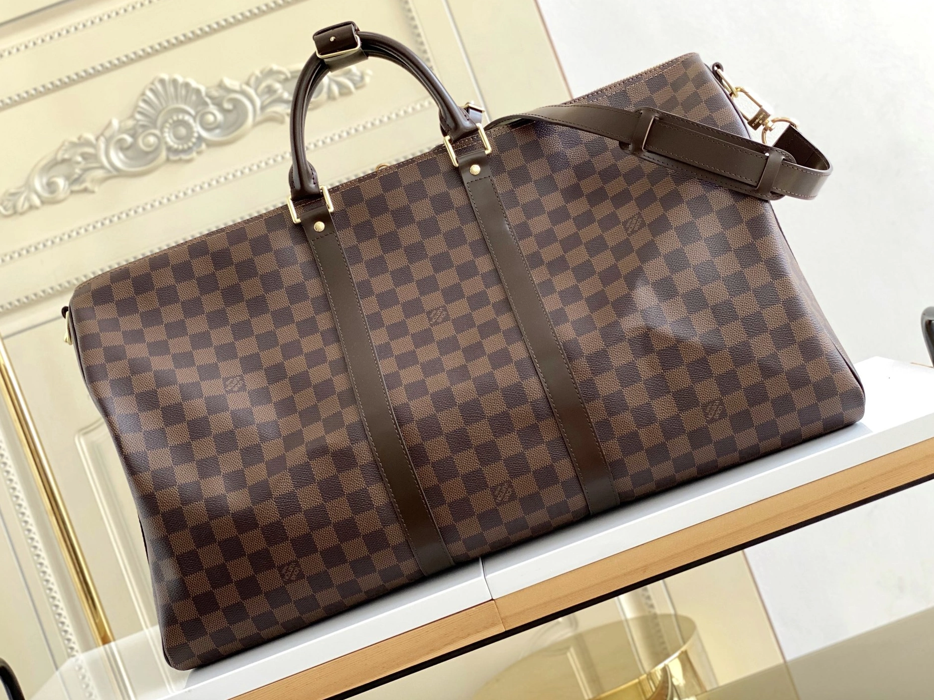 Louis Vuitton Travel Bags Sleek 8544