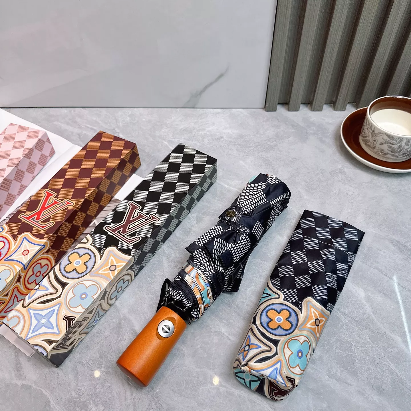 Louis Vuitton Umbrellas EyeCatching 1870 - Image 6