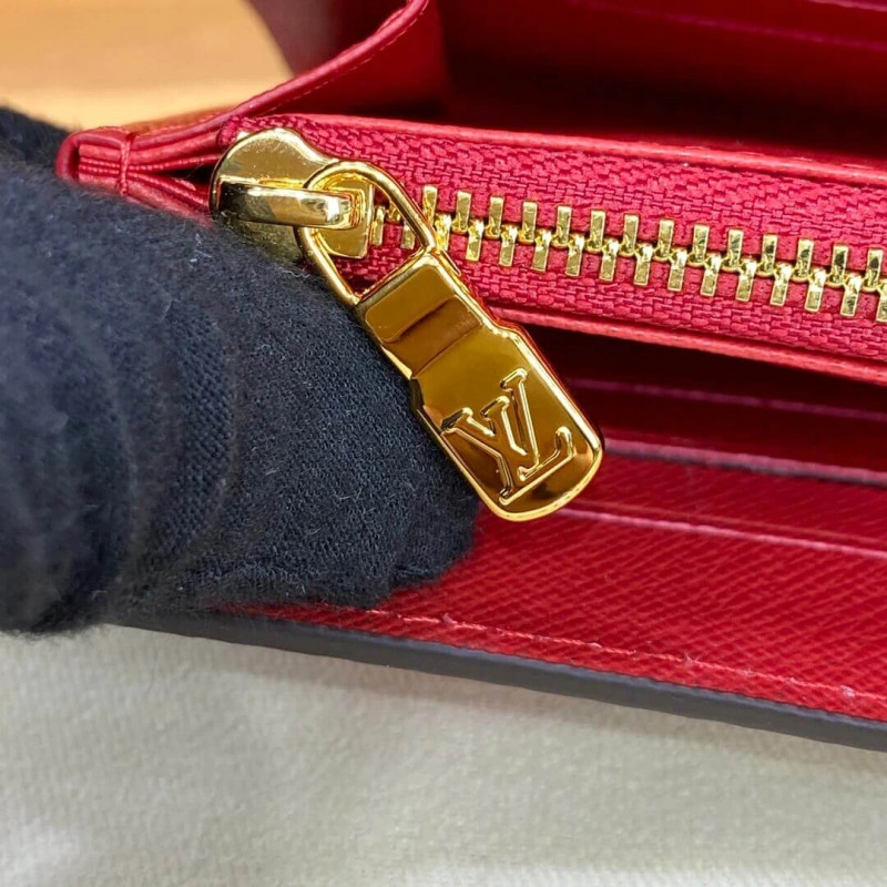 Zipped co Louis Vuitton x Yayoi Kusama Sarah Wallet - Image 8