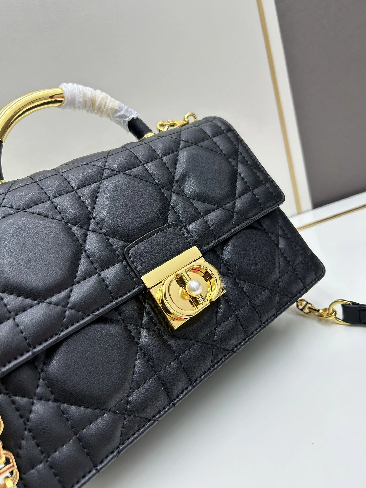 Modern 595 Christian Dior AAA Quality Messenger Bags For Women - Image 4