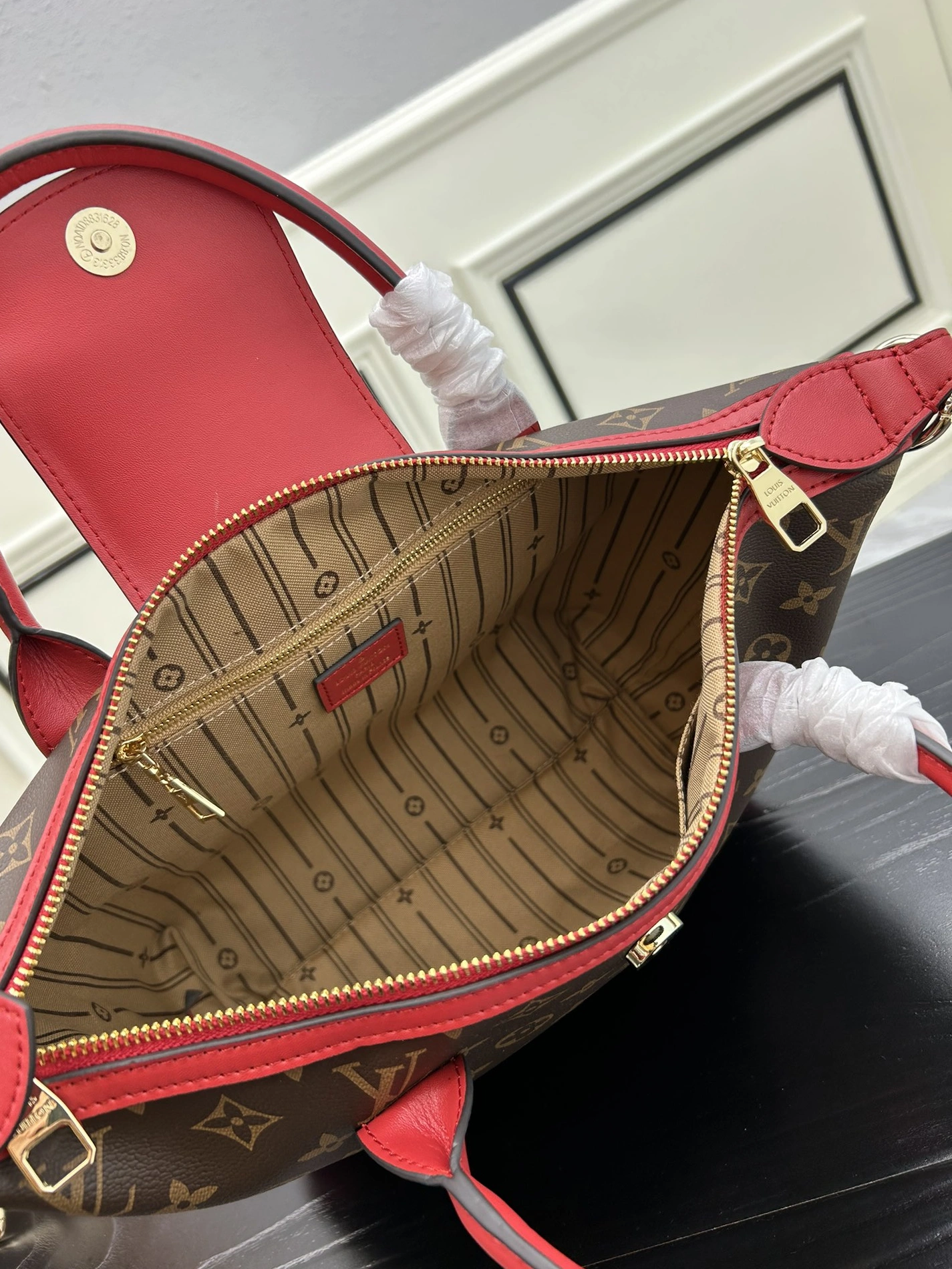 Modern 6416 Louis Vuitton AAA Quality Handbags For Women - Image 7