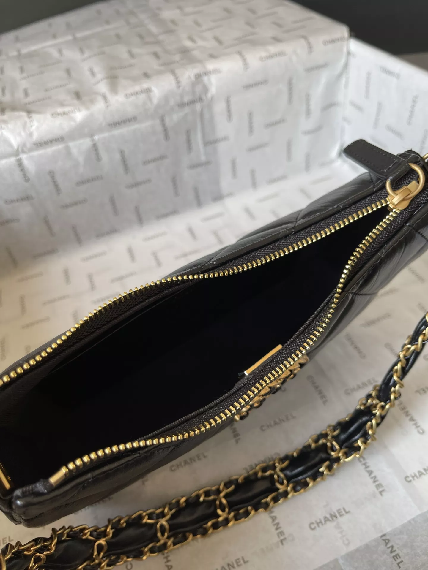 ModernLook 661 Chanel AAA Quality Shoulder Bags For Women - Image 8