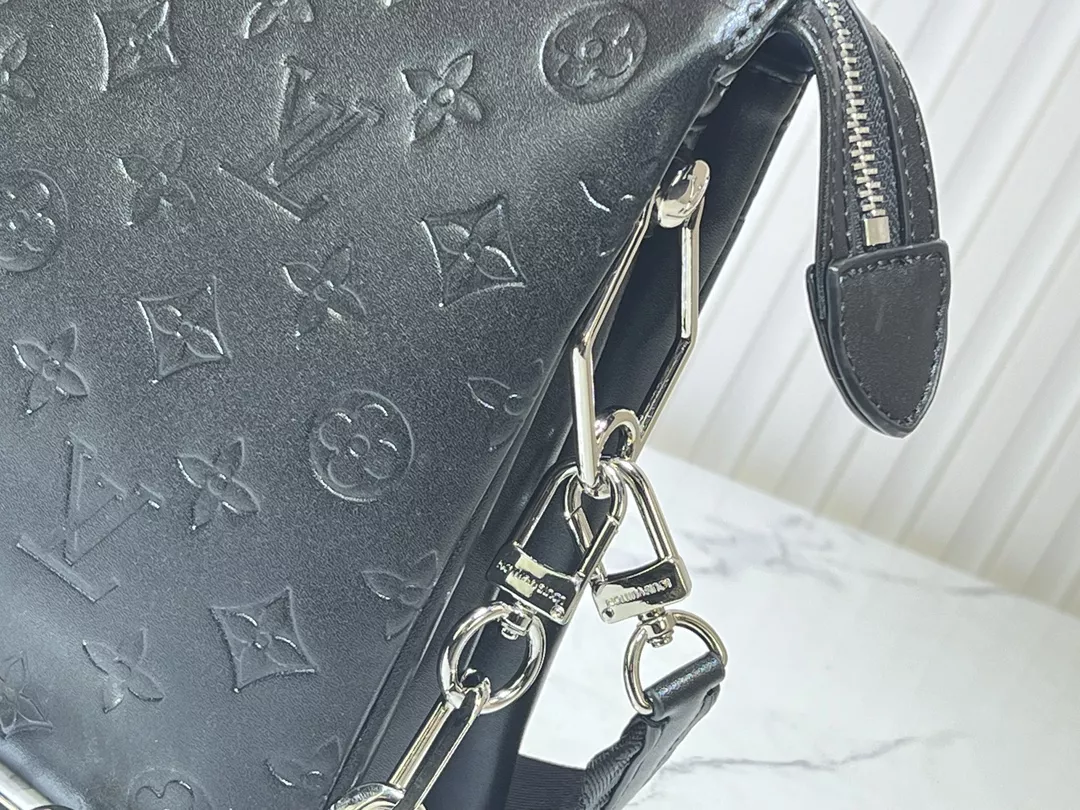 ModernLook 9958 Louis Vuitton AAA Quality Messenger Bags For Women - Image 4