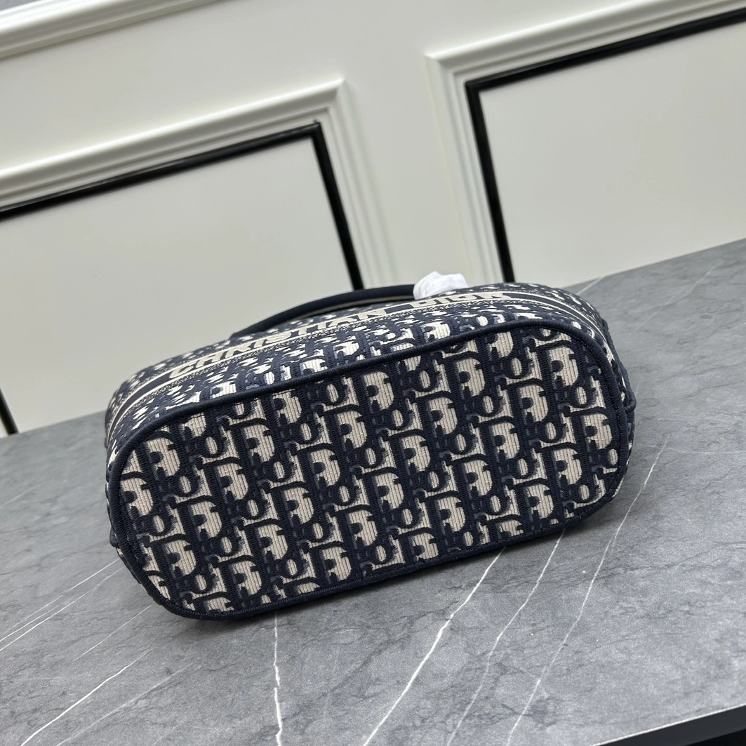 Popular 2671 Christian Dior AAA Handbags For Women - Image 5