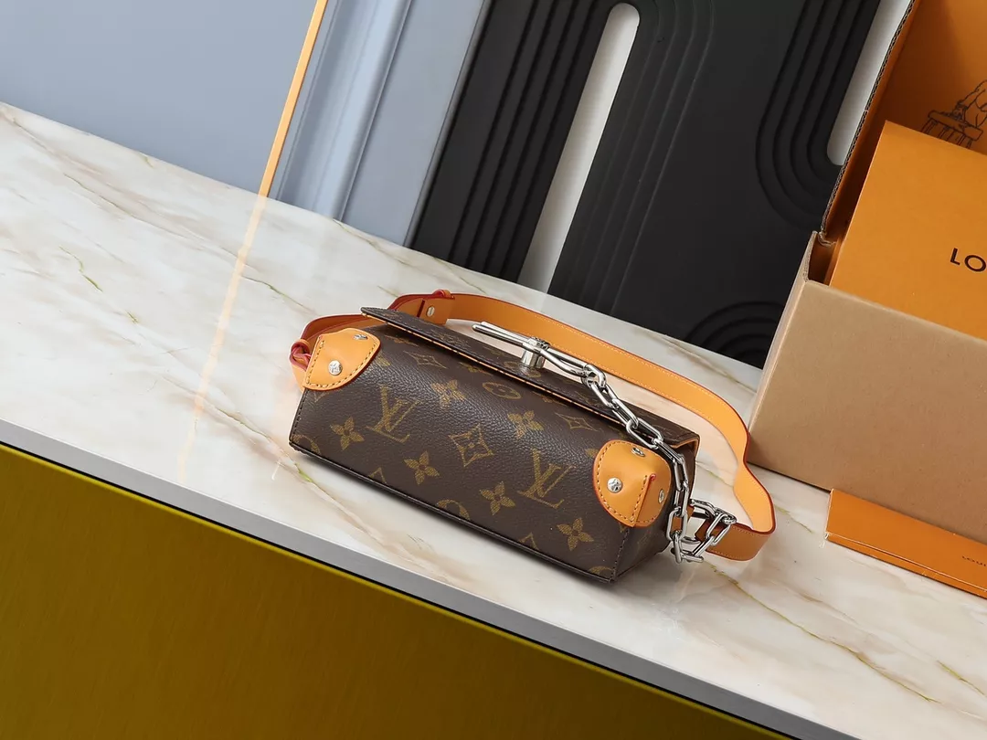 Popular 3524 Louis Vuitton AAA Quality Messenger Bags For Women - Image 4