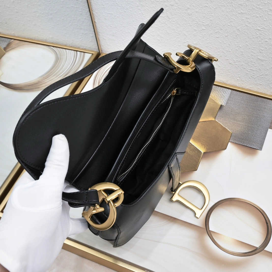 Practical 2329 Christian Dior AAA Quality Messenger Bags For Women - Image 5