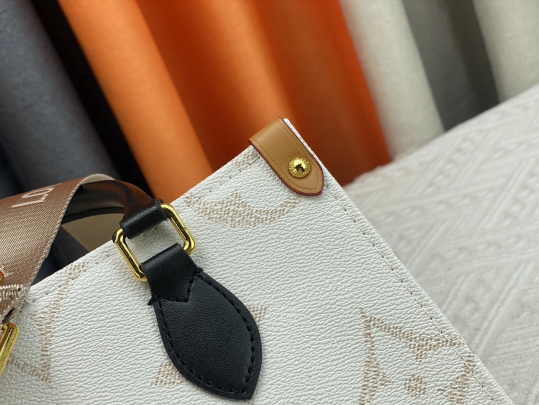 Practical 6019 Louis Vuitton AAA Quality Handbags For Women - Image 6